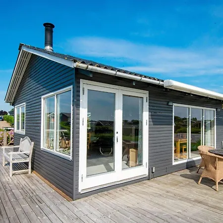Casa vacanze 5 Person In Hejls